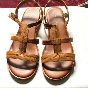 Kelly & Katie sandals